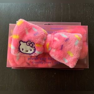 The Creme Shop x Hello Kitty Celebrate Plush Spa Headband